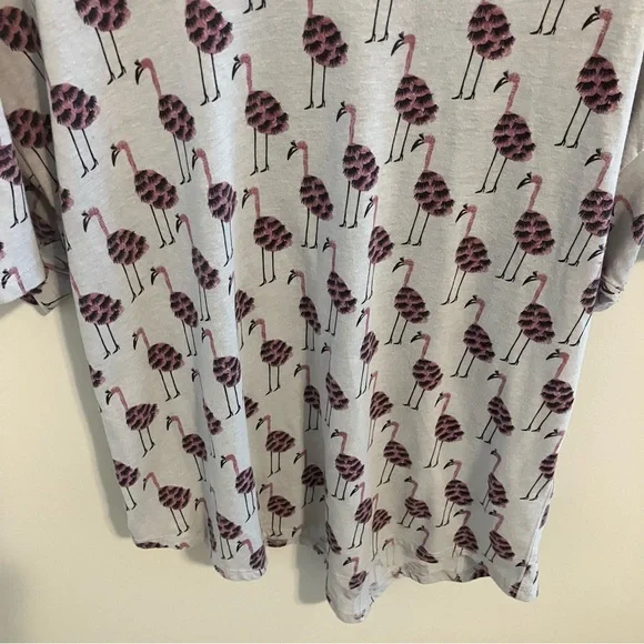 Anthropologie Kendra Dandy Flamingo Printed Tee in Gray/Grey/Pink Large - Picture 4 of 11